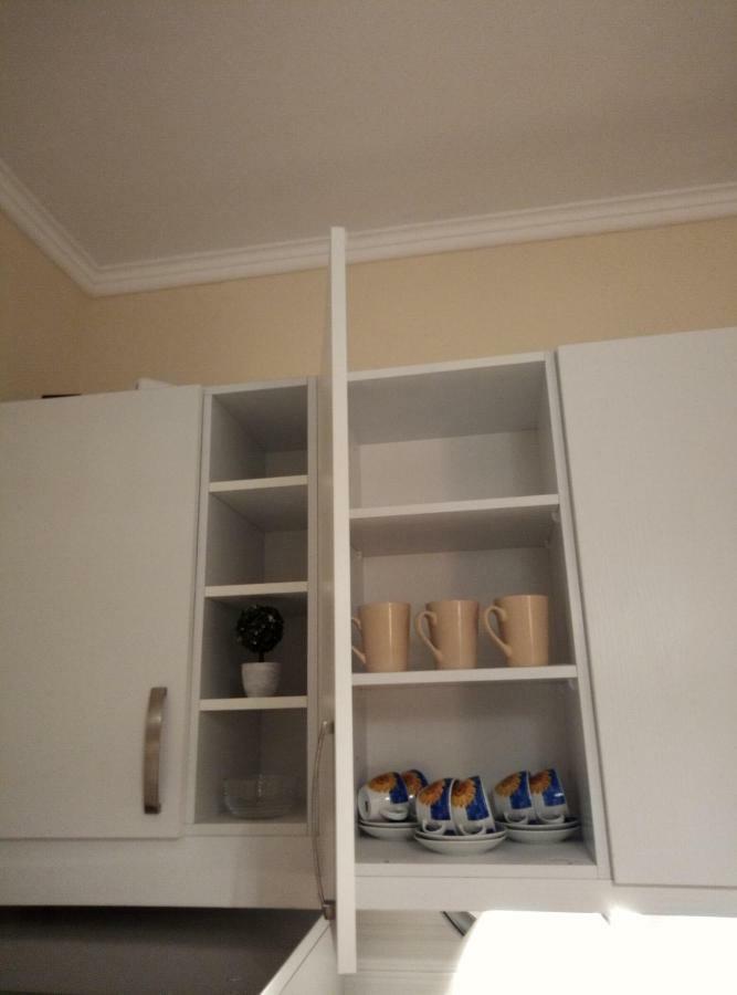 Elen Apartment - Adults Only Орикум Екстериор снимка